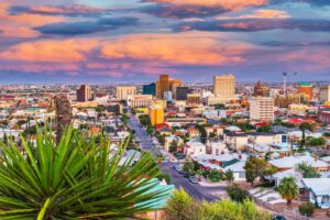 El Paso grenzt unmittelbar an die mexikanische Stadt Ciudad Juárez.
