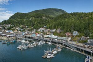 Ketchikan, oft als "Salmon Capital of the World" bezeichnet, ist eine Stadt im südöstlichen Alaska.