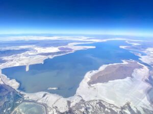 Der Great Salt Lake, gelegen im nördlichen Teil des US-Bundesstaates Utah, ist der größte Salzsee des westlichen Halbteils.
