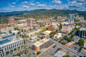 Asheville ist eine Stadt im Westen des US-Bundesstaates North Carolina.