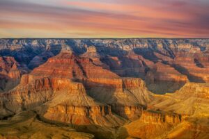 Der Grand-Canyon-Nationalpark ist einer der bekanntesten und spektakulärsten Nationalparks der USA.