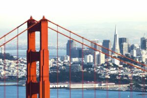 San Francisco ist eine bedeutende Stadt im Bundesstaat Kalifornien an der Westküste der Vereinigten Staaten.
