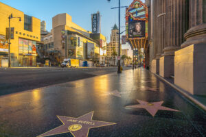Sterne auf dem Walk of Fame in Hollywood im warmen Morgenlich
