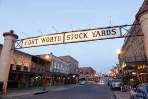 Fort Worth Stockyards – historisches Viertel in Texas mit Westernflair, Rodeos und Cowboy-Kultur.