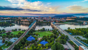 Blick auf Chattanooga und den Tennessee River